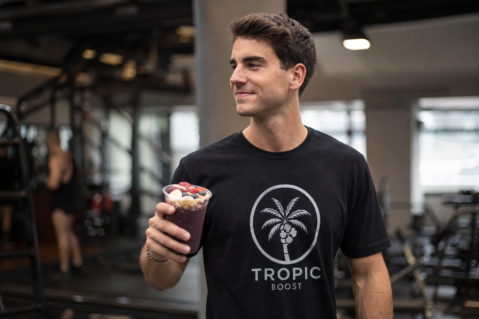Atleta con açaí post entrenamiento